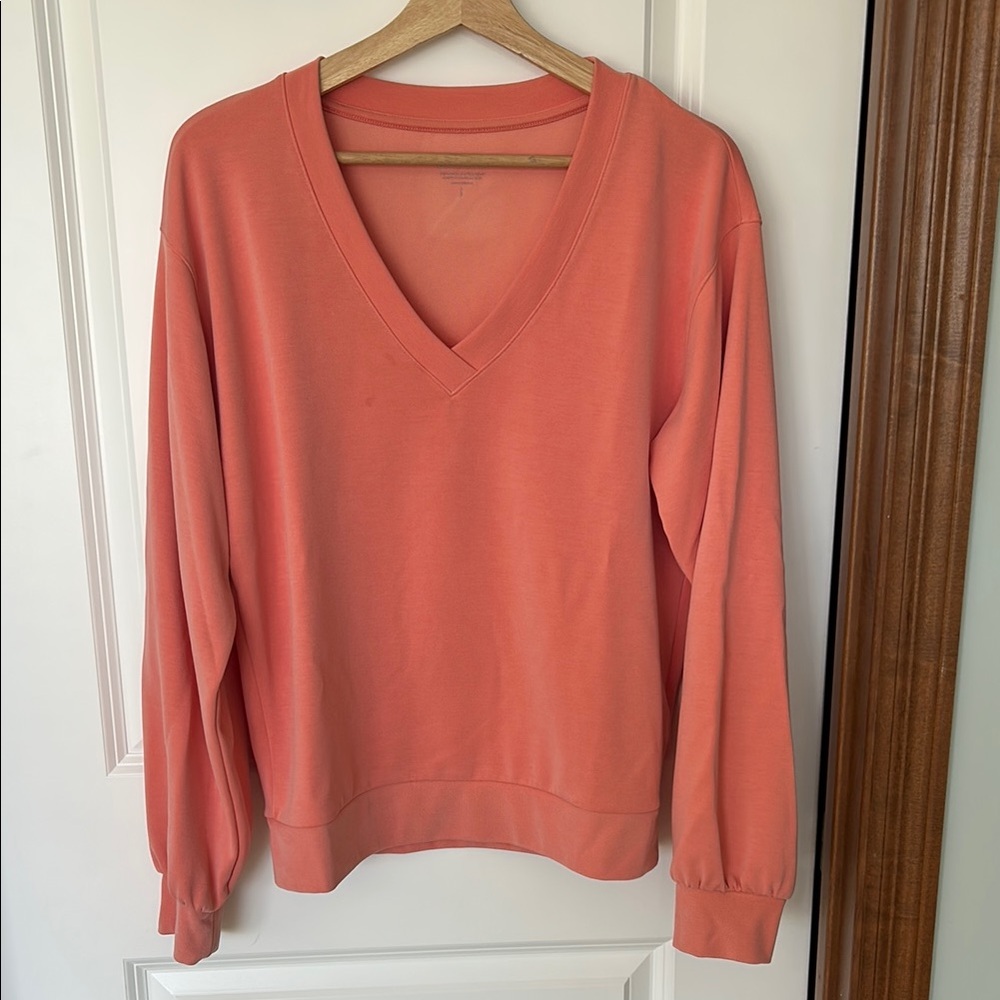Athleta Seasoft V-neck sweatshirt, S